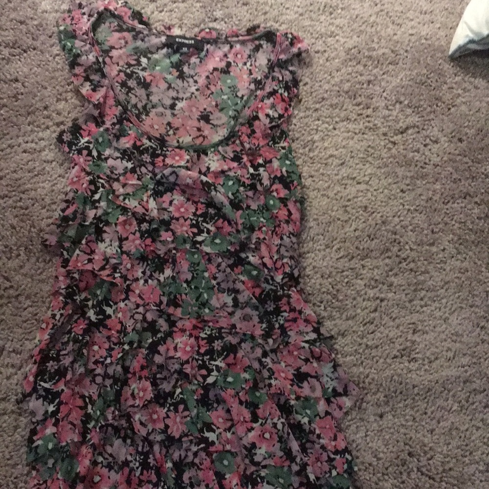 Express sleeveless top